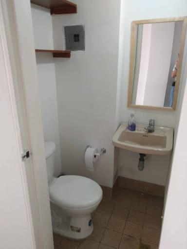 Oficina en arriendo en Lalinde, Medellín, 26 m² · foto 12 de 14