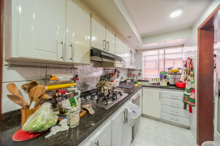 Apartamento de 4 alcobas en venta en Santa Barbara, Bogotá, 150 m² · foto 8 de 24