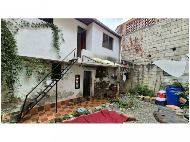 Casa de 5 alcobas en venta en Alejandria, Medellín, 230 m² · foto 3 de 15