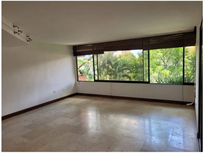 Apartamento de 3 alcobas en venta en El Poblado, Medellín, 174 m² · foto 6 de 17
