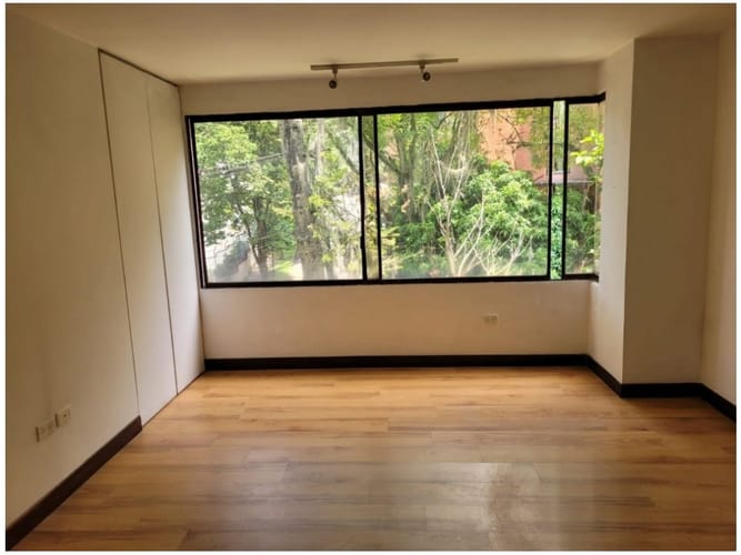 Apartamento de 3 alcobas en venta en El Poblado, Medellín, 174 m² · foto 8 de 17