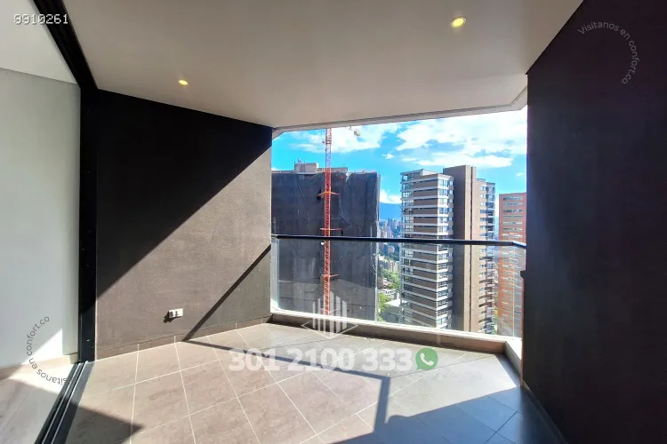 Apartamento de 2 alcobas en arriendo en Altos Del Poblado, Medellín, 82 m² · foto 5 de 24