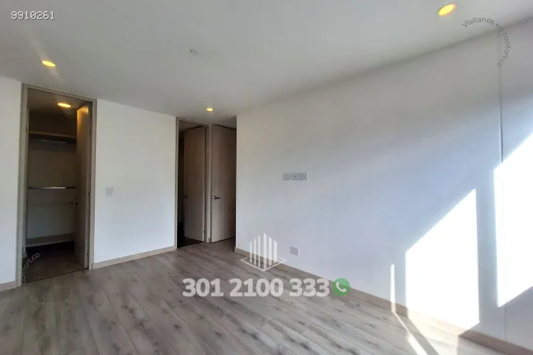 Apartamento de 2 alcobas en arriendo en Altos Del Poblado, Medellín, 82 m² · foto 13 de 24