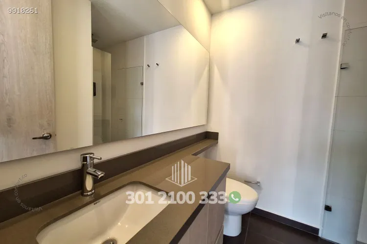 Apartamento de 2 alcobas en arriendo en Altos Del Poblado, Medellín, 82 m² · foto 15 de 24