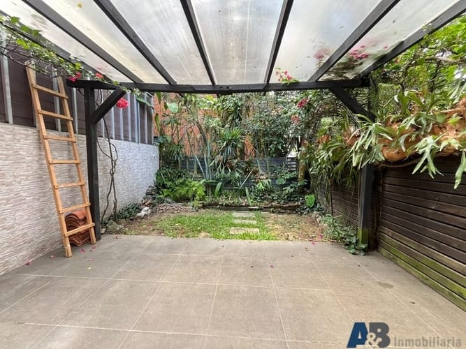 Casa de 3 alcobas en arriendo en La Inmaculada, Envigado, 160 m² · foto 19 de 20