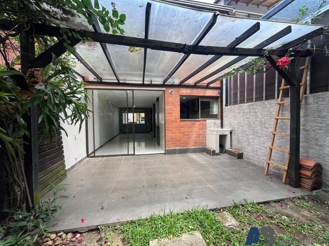 Casa de 3 alcobas en arriendo en La Inmaculada, Envigado, 160 m² · foto 20 de 20
