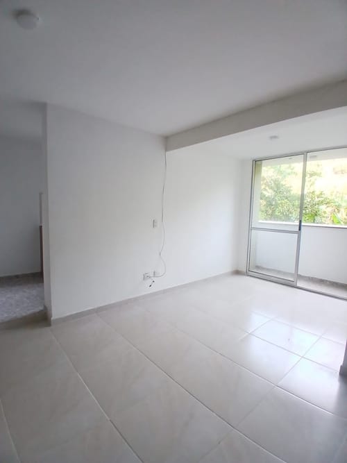 Apartamento de 3 alcobas en arriendo en La Tablaza, La Estrella, 70 m² · foto 2 de 17