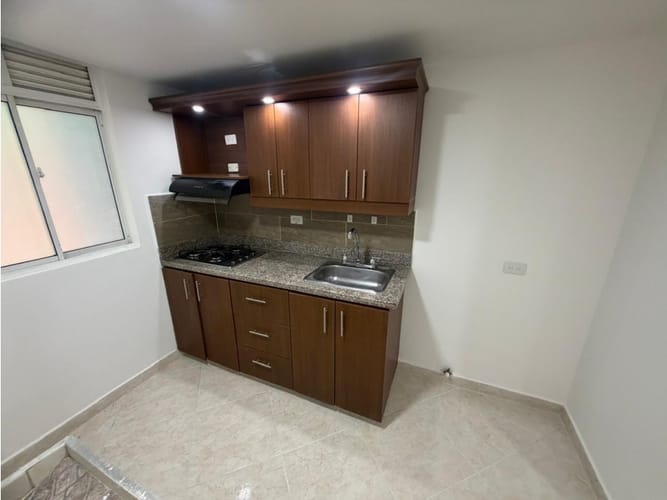 Apartamento de 2 alcobas en arriendo en Lorena, Medellín, 55 m² · foto 4 de 11