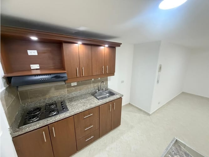 Apartamento de 2 alcobas en arriendo en Lorena, Medellín, 55 m² · foto 5 de 11