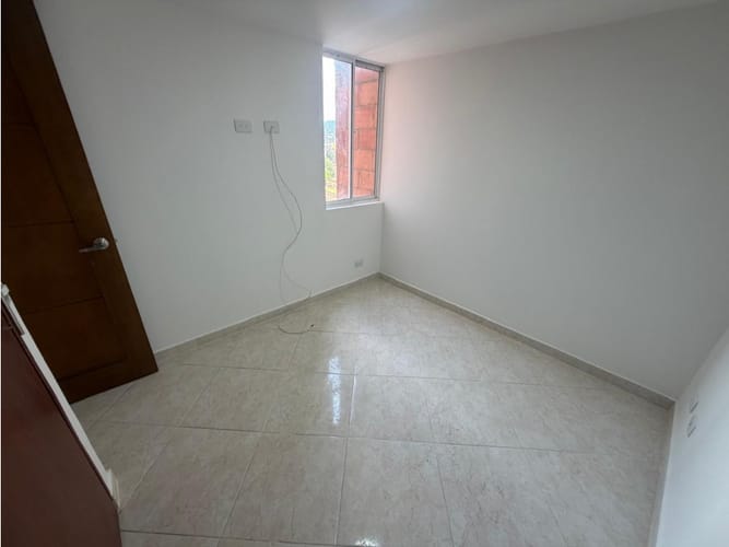 Apartamento de 2 alcobas en arriendo en Lorena, Medellín, 55 m² · foto 9 de 11