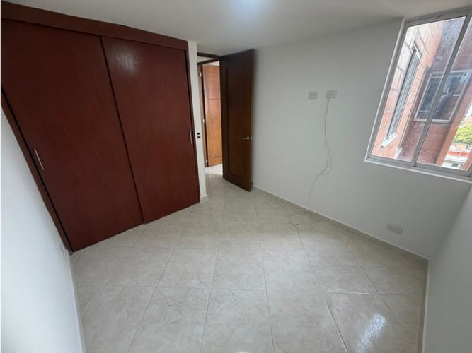 Apartamento de 2 alcobas en arriendo en Lorena, Medellín, 55 m² · foto 10 de 11