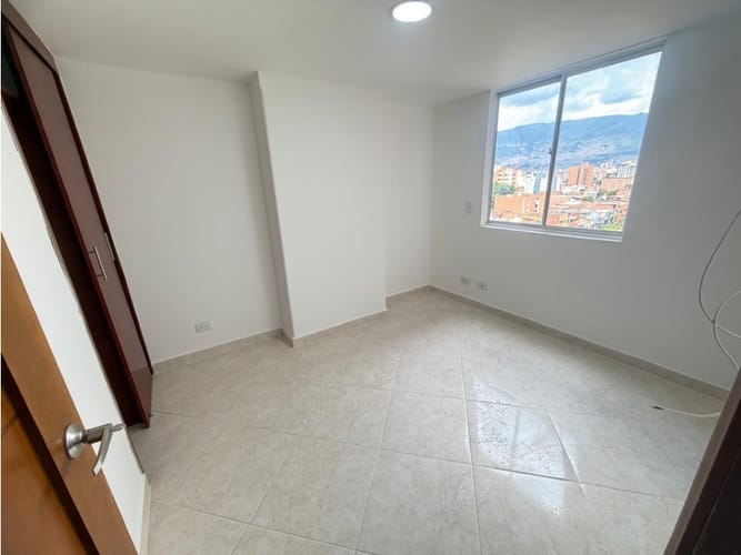 Apartamento de 2 alcobas en arriendo en Lorena, Medellín, 55 m² · foto 11 de 11
