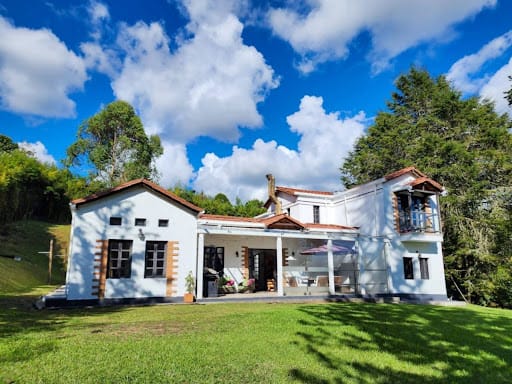 Casa de 4 alcobas en arriendo en Los Salados, El Retiro, 320 m² · foto 17 de 20