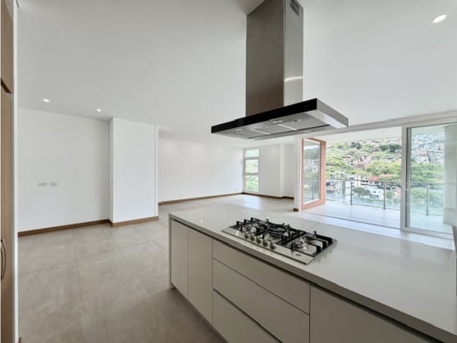Apartamento de 3 alcobas en venta en Santa Teresita, Cali, 243 m² · foto 7 de 21