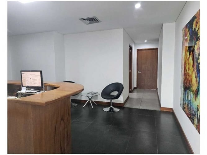 Oficina en venta en La Aguacatala, Medellín, 135 m² · foto 8 de 9