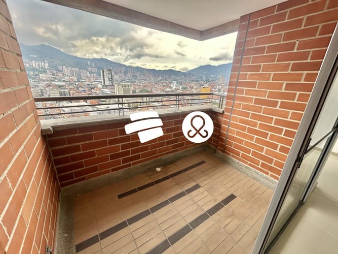 Apartamento de 2 alcobas en venta en Centro, Itagüí, 61 m² · foto 6 de 24