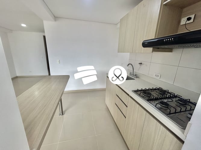 Apartamento de 2 alcobas en venta en Centro, Itagüí, 61 m² · foto 11 de 24
