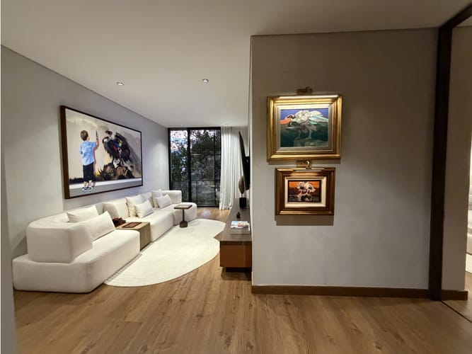 Apartamento de 3 alcobas en venta en San Lucas, Medellín, 338 m² · foto 13 de 24