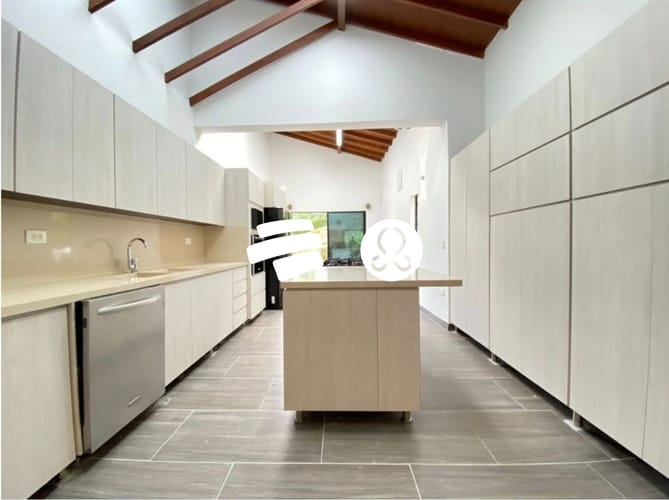Casa de 8 alcobas en venta en Loma Del Esmeraldal, Envigado, 2000 m² · foto 5 de 20