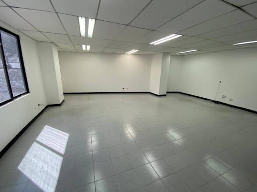 Oficina en arriendo en Lorena, Medellín, 70 m² · foto 9 de 16