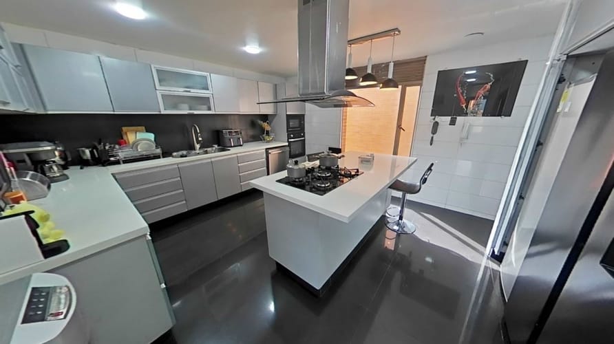 Apartamento de 4 alcobas en venta en Ciudad Salitre, Bogotá, 306 m² · foto 7 de 24
