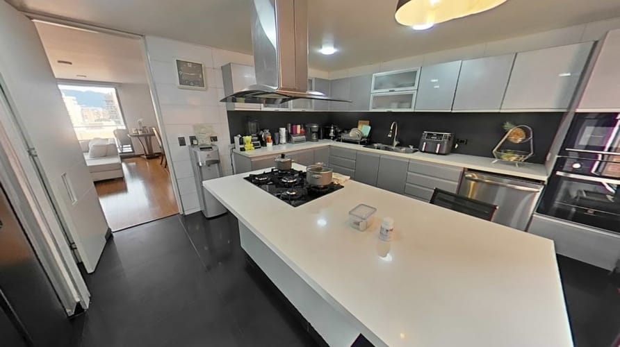 Apartamento de 4 alcobas en venta en Ciudad Salitre, Bogotá, 306 m² · foto 8 de 24