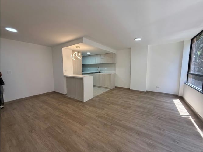 Apartamento de 3 alcobas en venta en Zuñiga, Envigado, 113 m² · foto 5 de 18