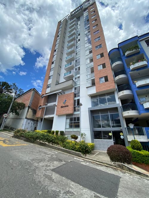 Apartamento de 4 alcobas en arriendo en Diamante, Bucaramanga, 130 m² · foto 2 de 23