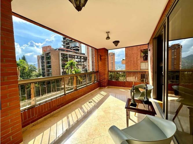 Apartamento de 4 alcobas en venta en El Poblado, Medellín, 412 m² · foto 15 de 15