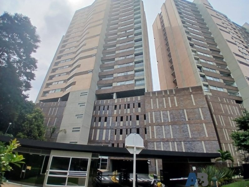 Apartamento en Arriendo en Loma del Chocho, Envigado