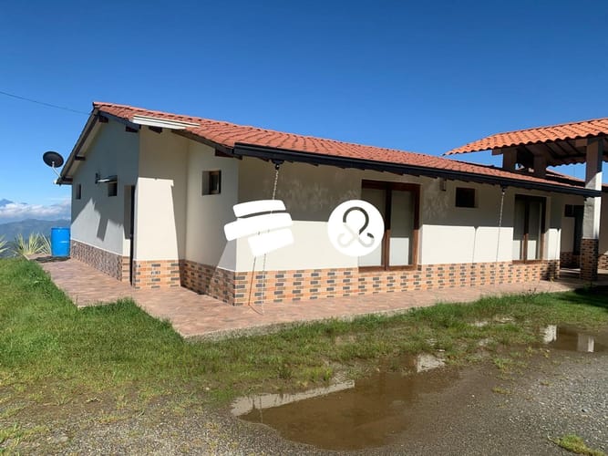 Casa de 4 alcobas en venta en La Catedral, Envigado · foto 4 de 14
