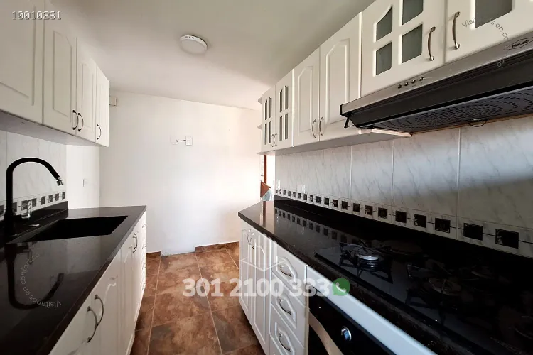 Apartamento de 3 alcobas en arriendo en Castropol, Medellín, 86 m² · foto 7 de 24