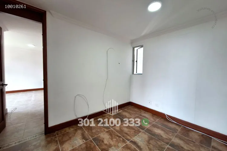 Apartamento de 3 alcobas en arriendo en Castropol, Medellín, 86 m² · foto 10 de 24