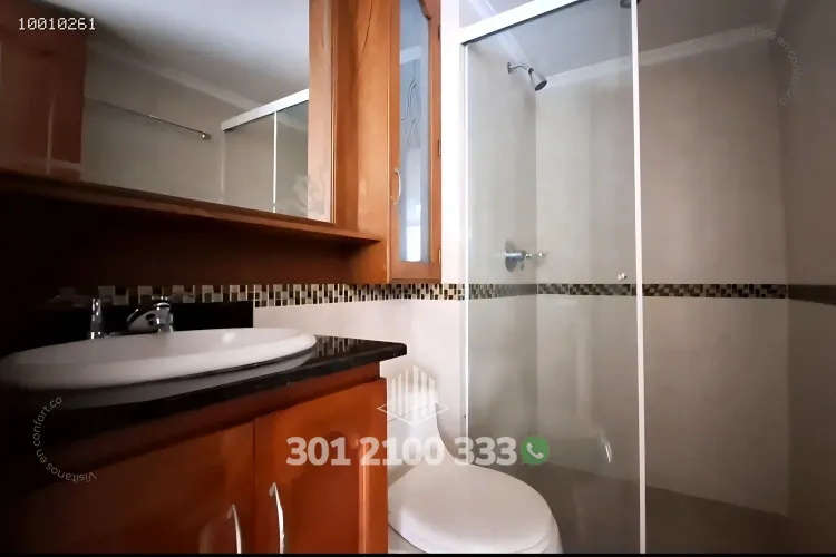 Apartamento de 3 alcobas en arriendo en Castropol, Medellín, 86 m² · foto 12 de 24