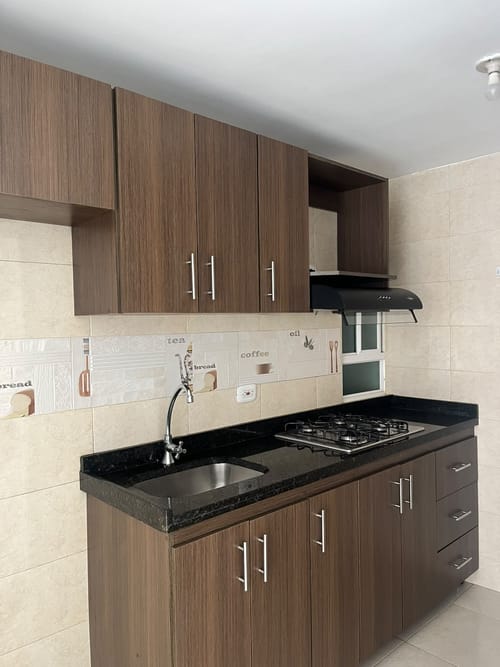 Apartamento de 2 alcobas en venta en El Triangulo, Bogotá, 42 m² · foto 3 de 12