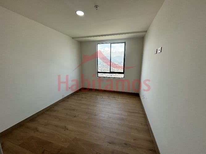 Apartamento de 3 alcobas en arriendo en Loma Del Indio, Medellín, 102 m² · foto 9 de 15