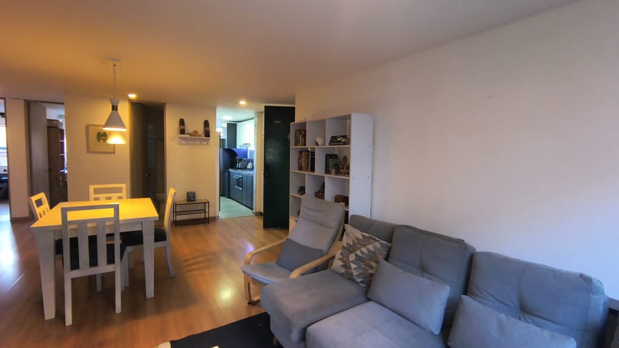 Apartamento de 3 alcobas en venta en Cedritos, Bogotá, 78 m² · foto 3 de 24
