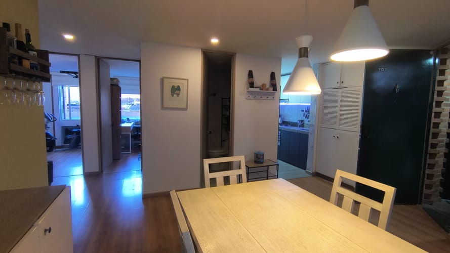 Apartamento de 3 alcobas en venta en Cedritos, Bogotá, 78 m² · foto 6 de 24