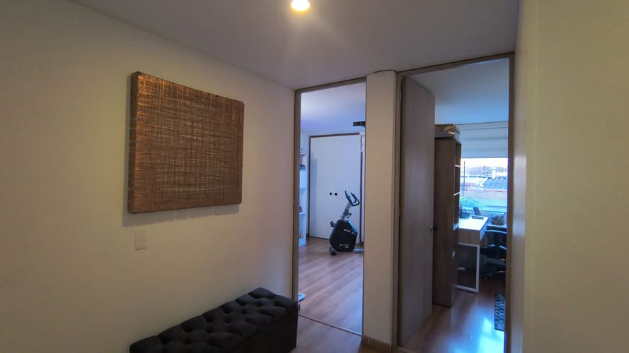 Apartamento de 3 alcobas en venta en Cedritos, Bogotá, 78 m² · foto 13 de 24