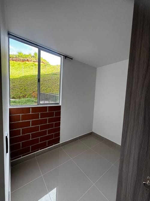 Apartamento de 2 alcobas en venta en El Porvenir, Rionegro, 45 m² · foto 2 de 17
