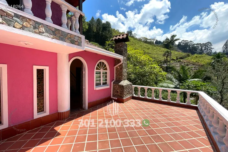 Casa de 3 alcobas en arriendo en Las Lomitas, Sabaneta, 250 m² · foto 13 de 24