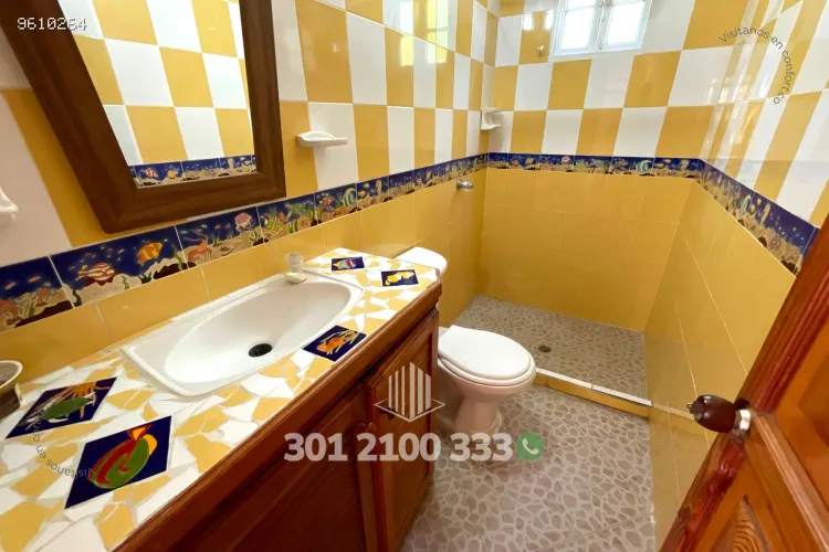 Casa de 3 alcobas en arriendo en Las Lomitas, Sabaneta, 250 m² · foto 14 de 24