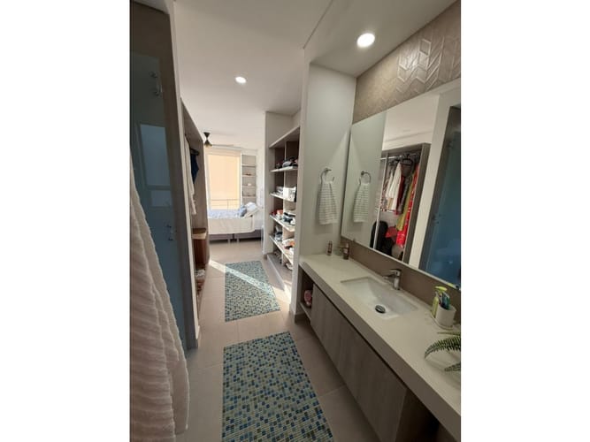 Casa de 3 alcobas en venta en Ricaurte, 163 m² · foto 9 de 12