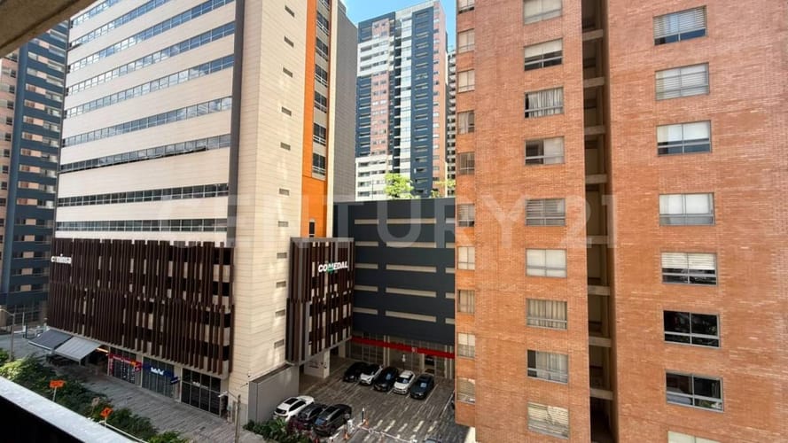 Apartamento de 2 alcobas en arriendo en La Candelaria, Medellín, 60 m² · foto 17 de 24