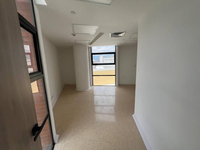 Consultorio en arriendo en San Diego, Medellín, 37 m² · foto 12 de 15