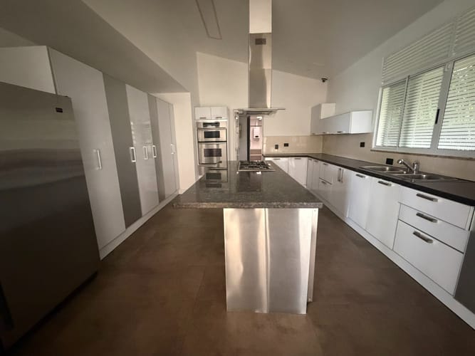 Casa de 4 alcobas en venta en Ciudad Jardin, Cali, 1000 m² · foto 6 de 17