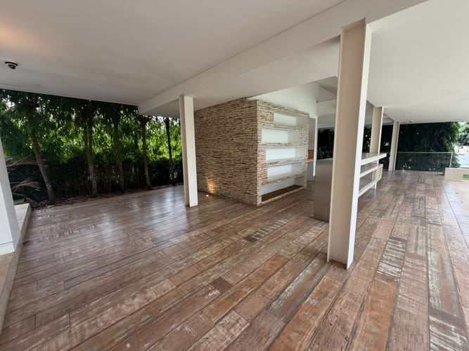 Casa de 4 alcobas en venta en Ciudad Jardin, Cali, 1000 m² · foto 2 de 17