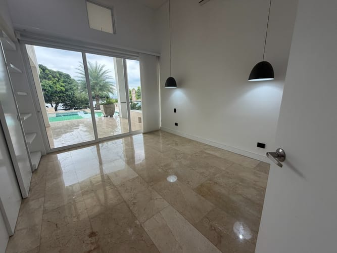 Casa de 4 alcobas en venta en Ciudad Jardin, Cali, 1000 m² · foto 9 de 17
