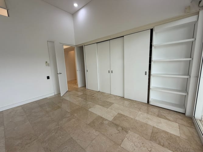 Casa de 4 alcobas en venta en Ciudad Jardin, Cali, 1000 m² · foto 10 de 17