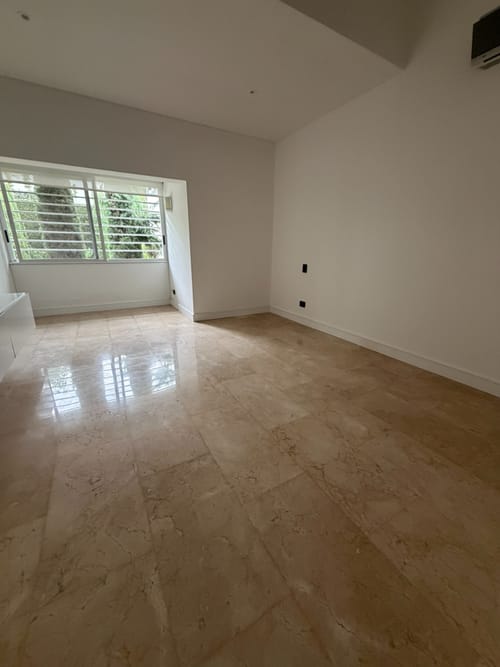Casa de 4 alcobas en venta en Ciudad Jardin, Cali, 1000 m² · foto 12 de 17